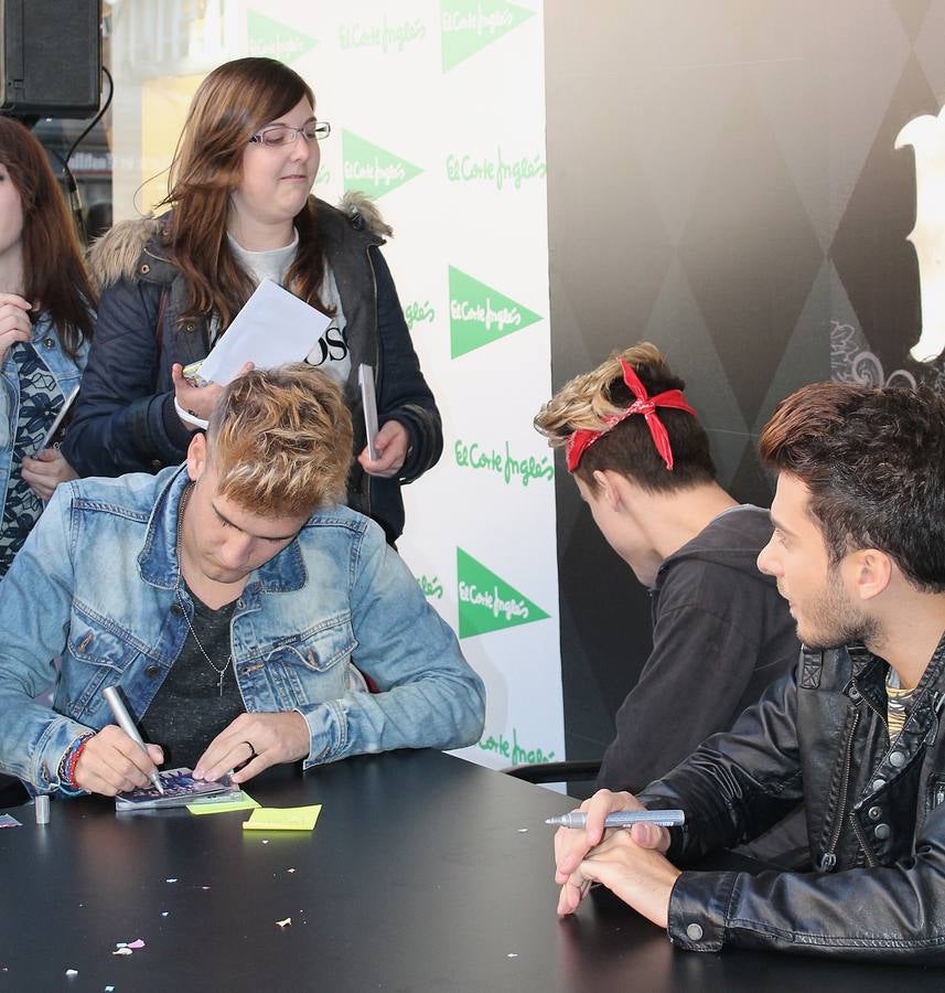 Multitudinaria firma de discos de Auryn en El Corte Inglés de Valladolid