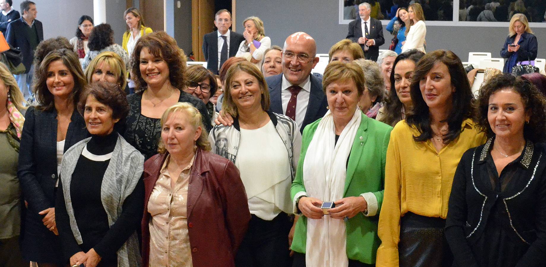 Celebración del Día Internacional de la Mujer Rural en Portillo (Valladolid)