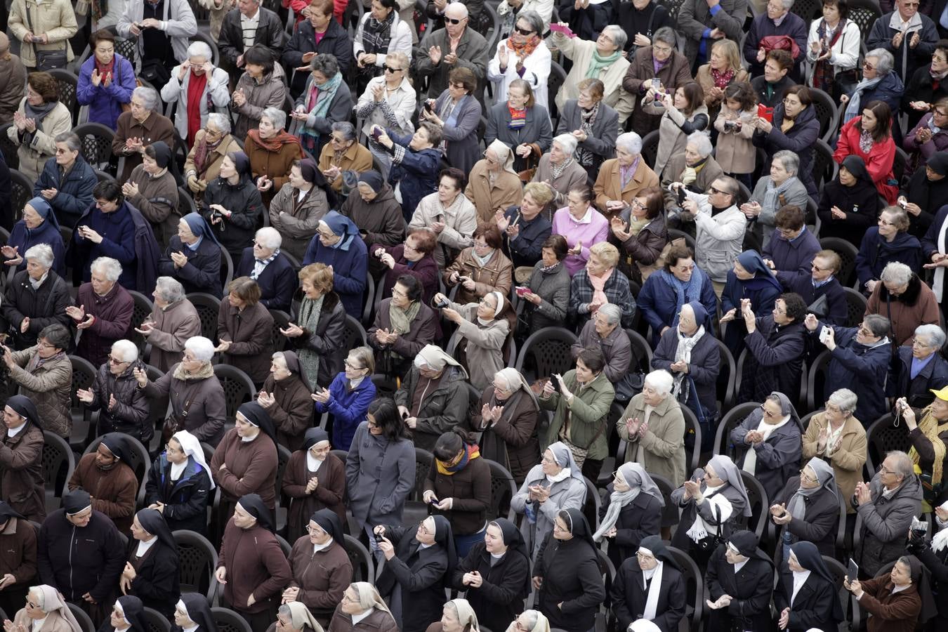 Misa de apertura del Año Jubilar Teresiano y el V Centenario del nacimiento de Santa Teresa, en Ávila