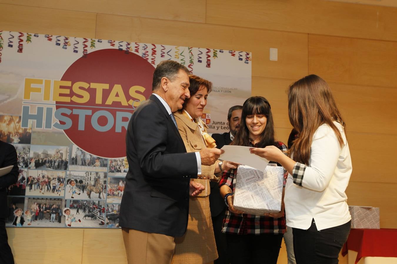 Entrega de los Premios Escolares &#039;Fiestas con Historia&#039; (1/2)