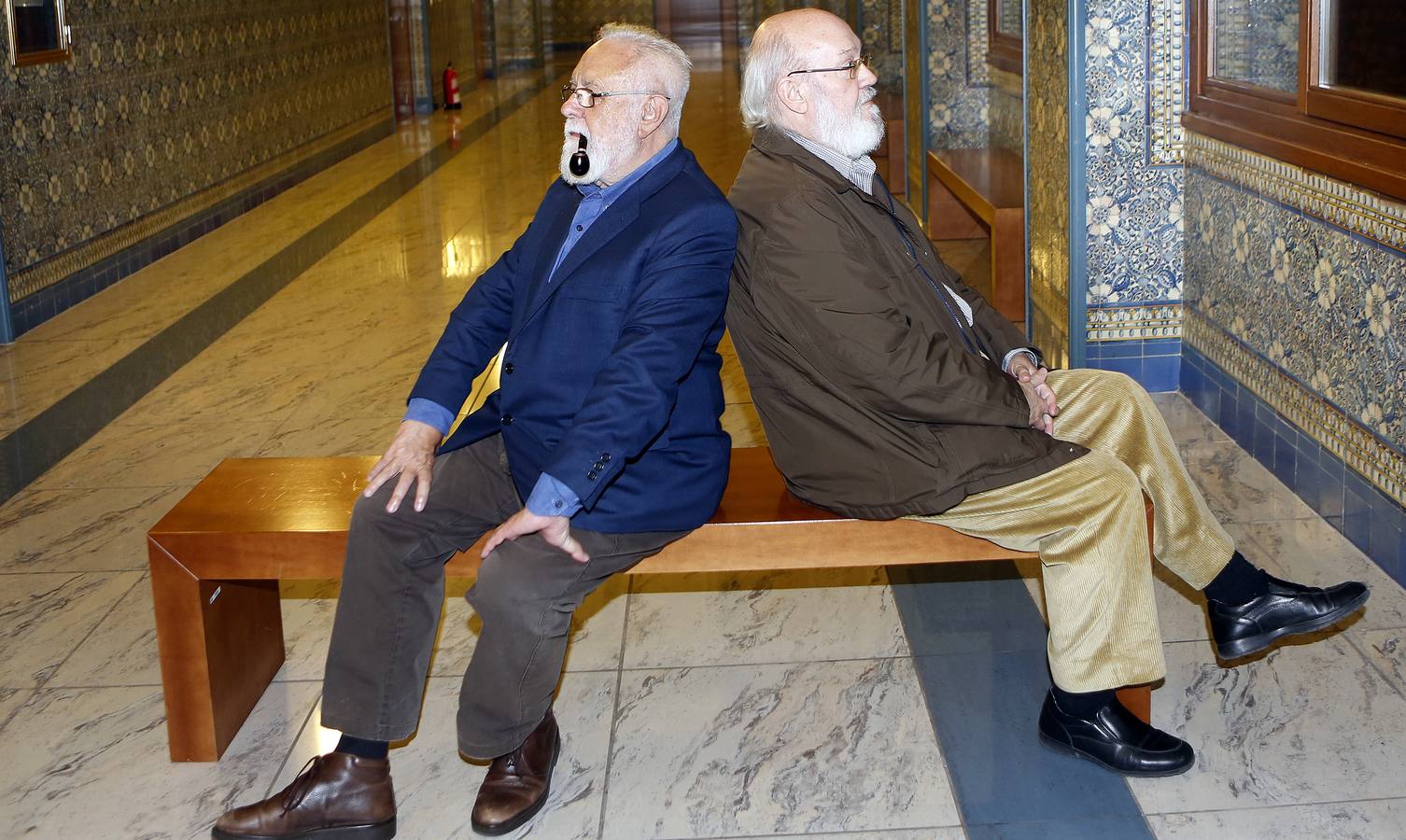 Gonzalo Suárez y José Luis Cuerda en el Aula de Cultura de El Norte de Castilla