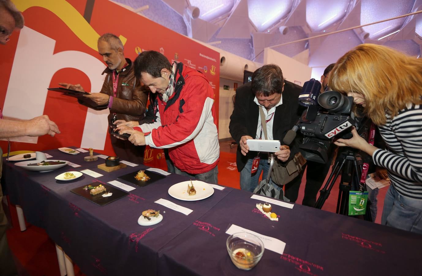 VI Concurso Internacional de Escuelas de Cocina en la Cúpula del Milenio de Valladolid