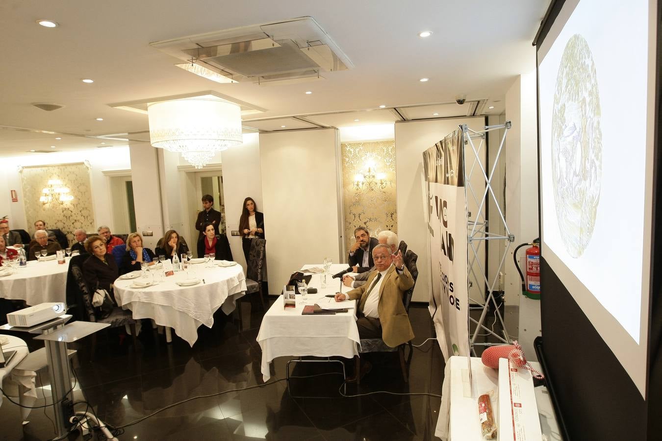 El Viti y Gonzalo Santonja en un nuevo &#039;Mano a mano&#039; de El Norte de Castilla en Salamanca (1/2)