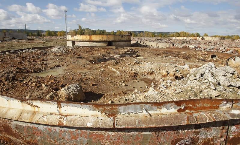 Terrenos abandonados de la antigua azucarera Ebro Agrícola en Venta de Baños (Palencia)