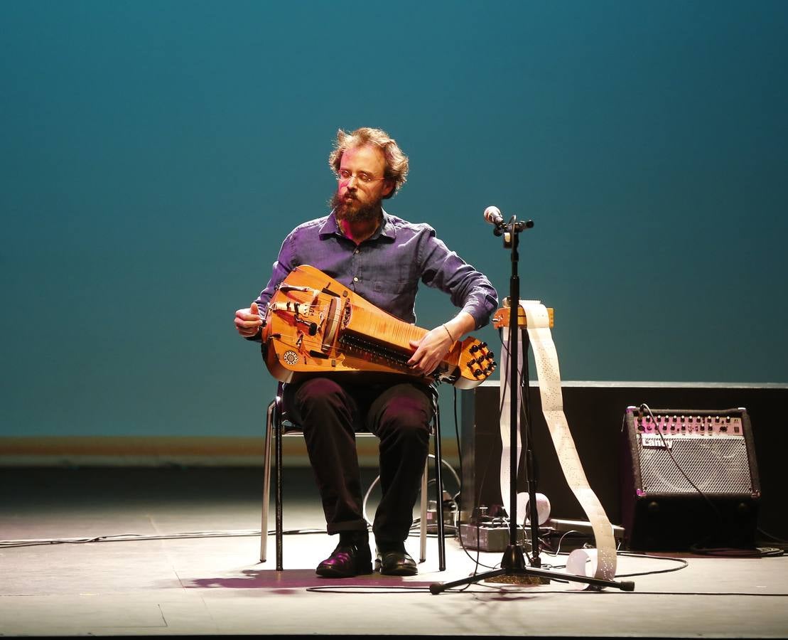 Valladolid rinde homenaje a Joaquín Díaz