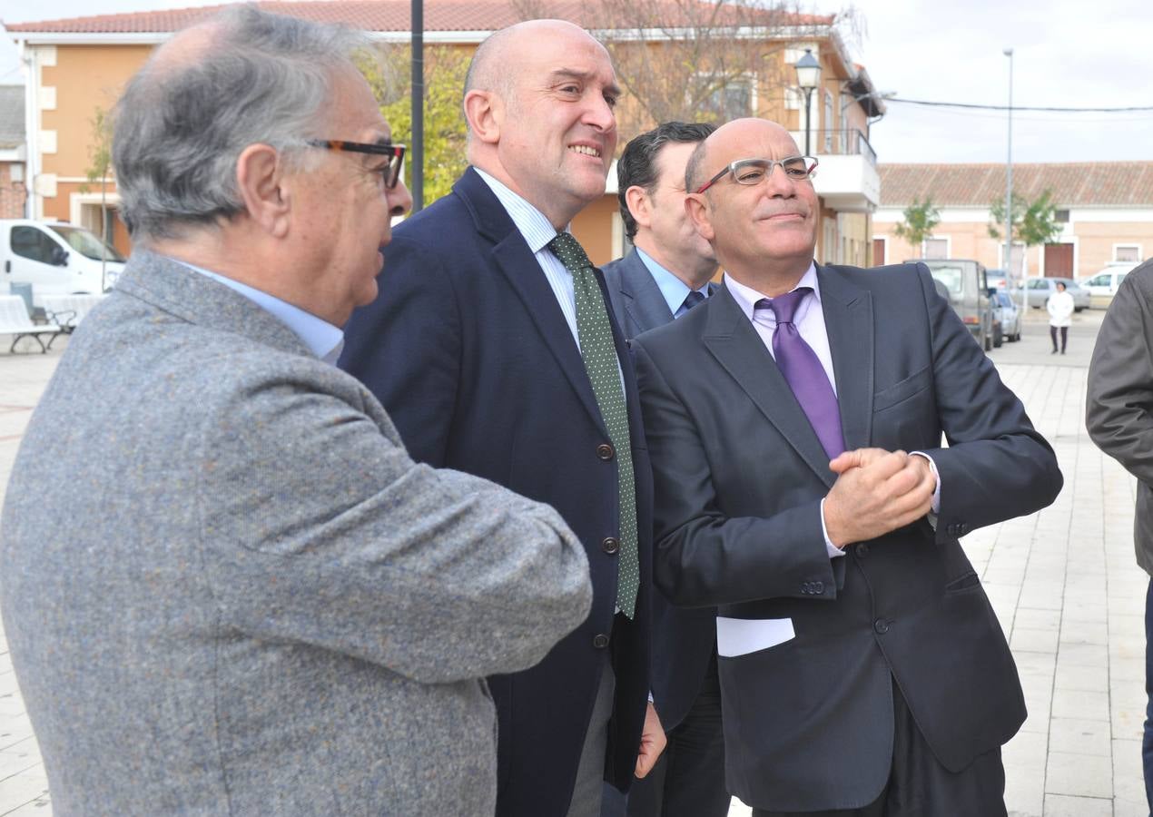 Inauguración del polideportivo multifuncional en Villaverde de Medina. Valladolid