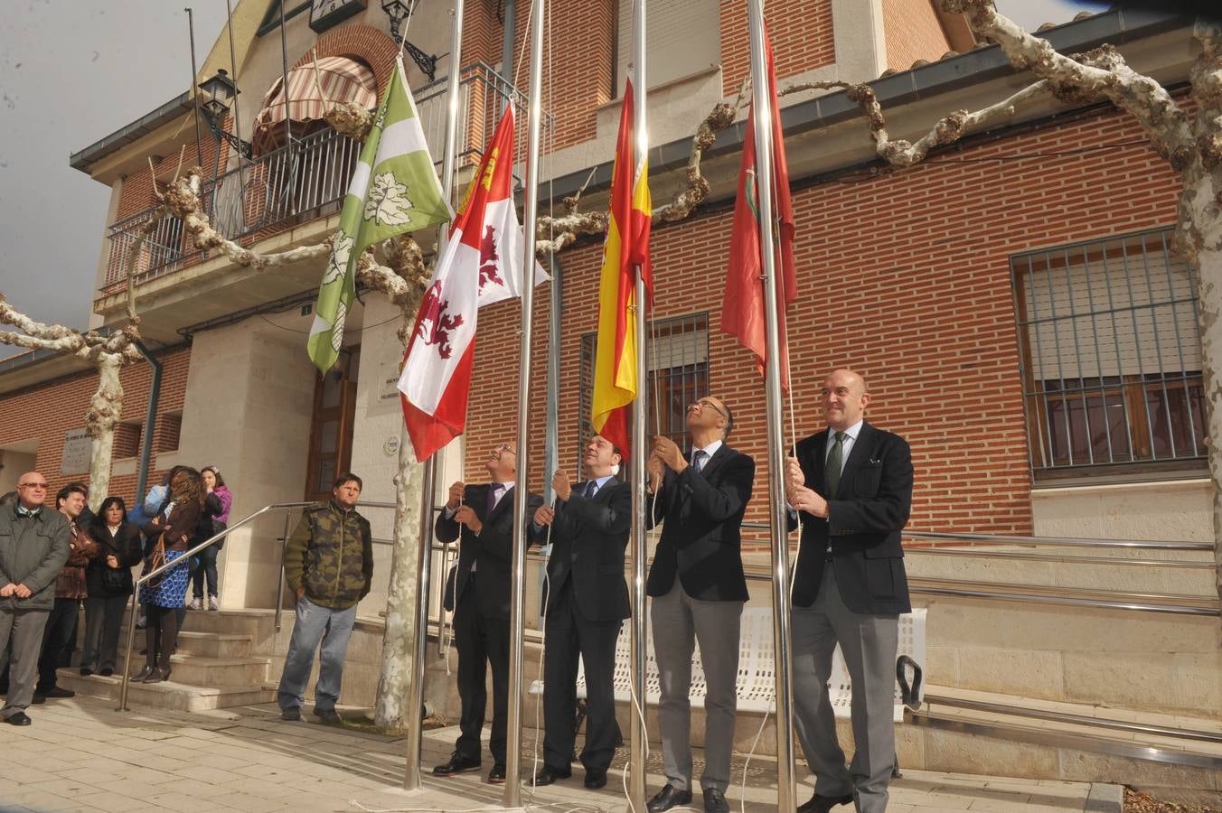 Inauguración del polideportivo multifuncional en Villaverde de Medina. Valladolid