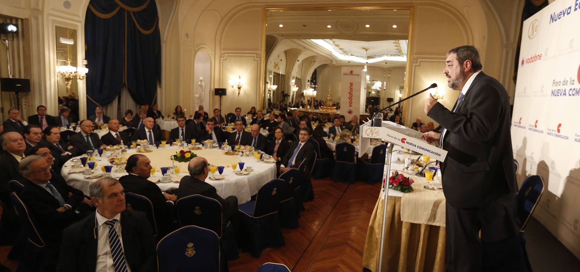 El director de El Norte de Castilla pronuncia en el hotel Ritz de Madrid la conferencia estrella del 160 aniversario de la fundación del diario (1/2)