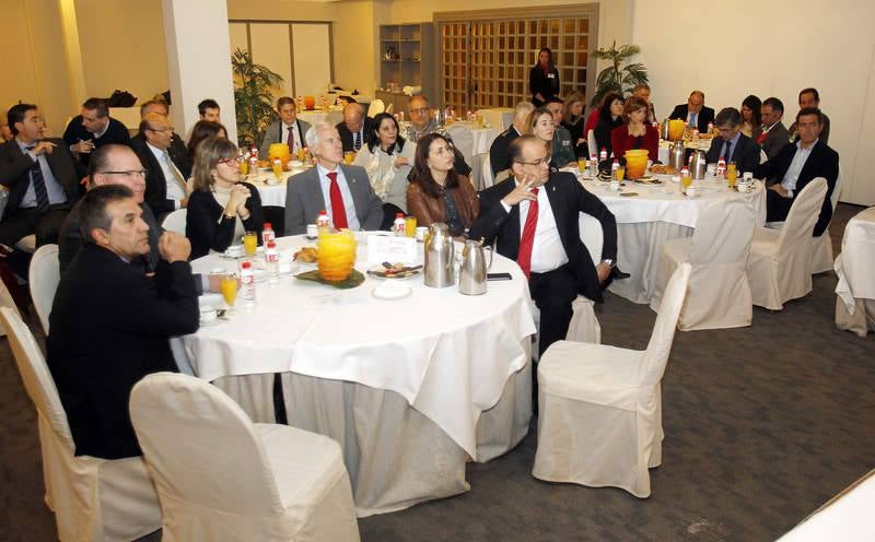 El crítico gastronómico José Carlos Capel en el Foro Económico de El Norte de Castilla en Palencia