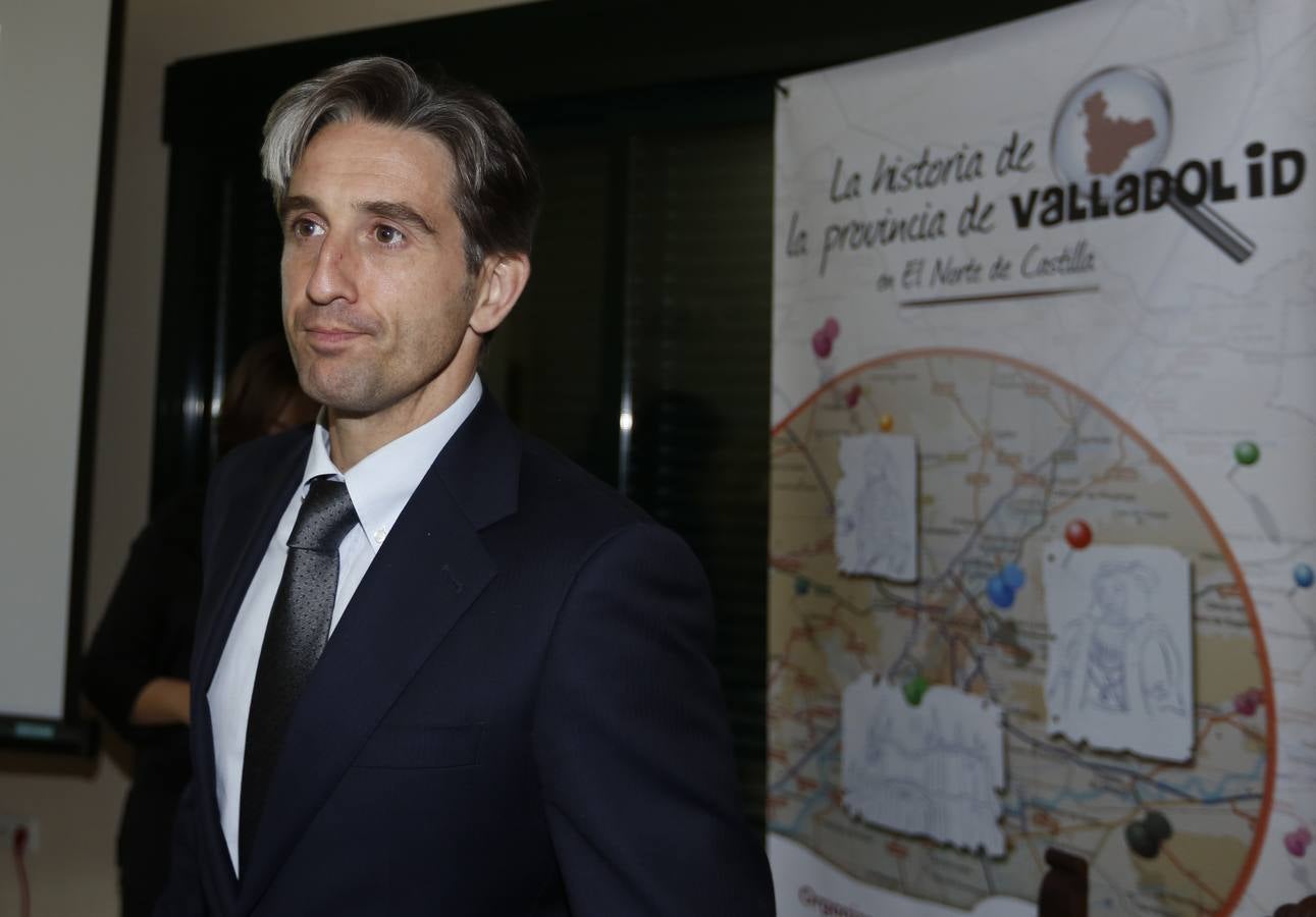 El historiador Enrique Berzal en el ciclo &#039;La Historia de la Provincia de Valladolid&#039; celebrado en Olivares de Duero