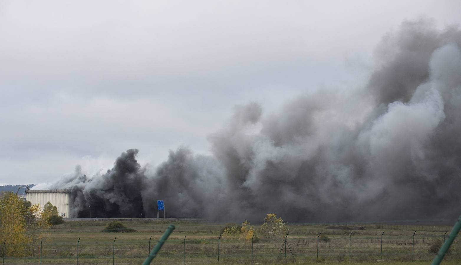 Incendio en la fábrica de Campofrio en Burgos