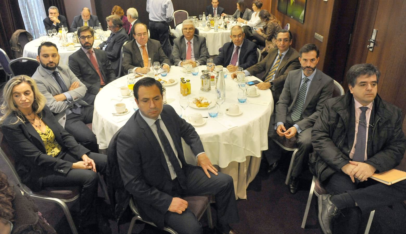 Fernando Herrera, Sole Calderón y Víctor Sanz (BancoSabadell), Rubén de Pedro (Ascensores Zener), Lorenzo González (Fundación Personas), Antonio Pérez y Francisco Jiménez (Banco Popular), Juan Carlos de Margarida (Colegio de Economistas), César Victorino (Foresa) y Rubén García (STI).