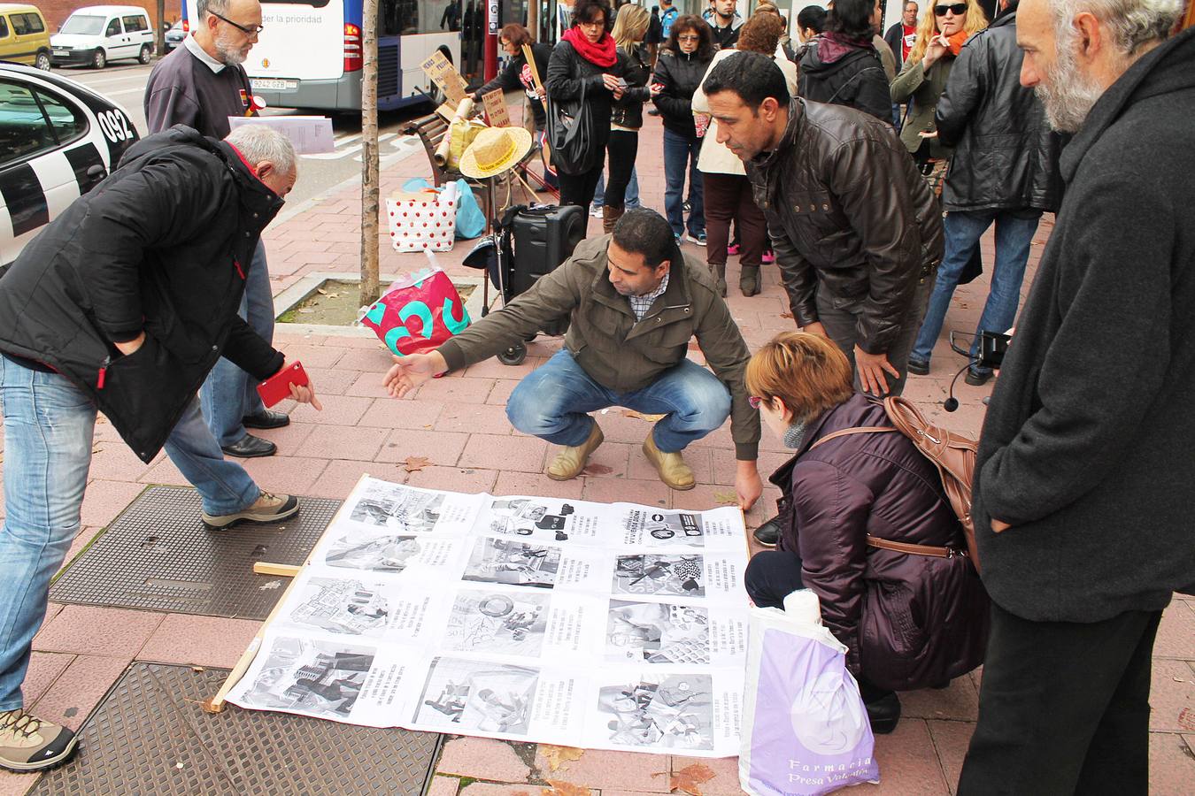 Protesta contra los desahucios en el barrio de Delicias de Valladolid