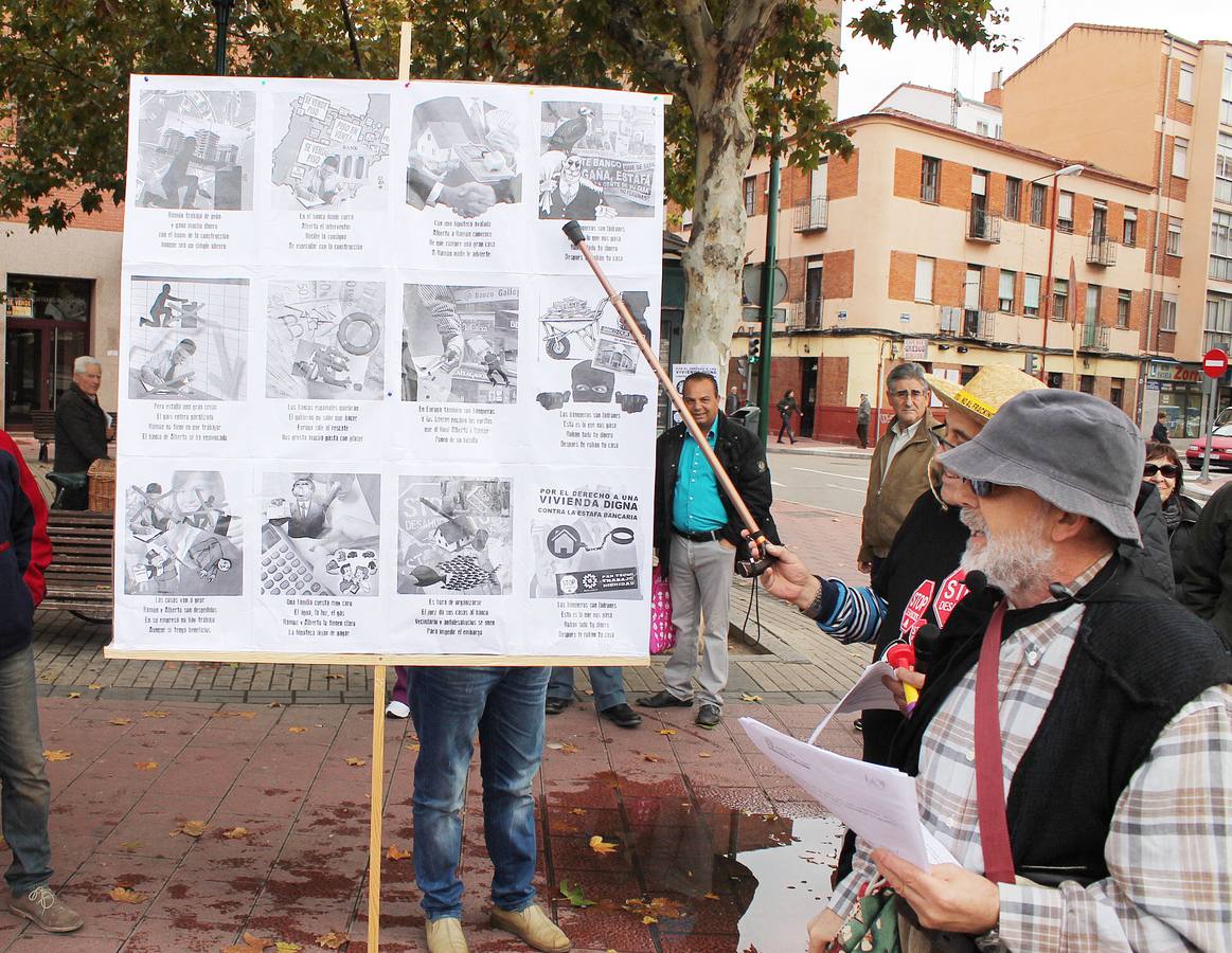 Protesta contra los desahucios en el barrio de Delicias de Valladolid