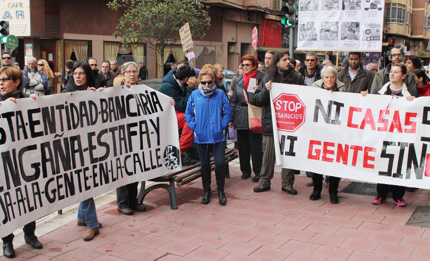 Protesta contra los desahucios en el barrio de Delicias de Valladolid