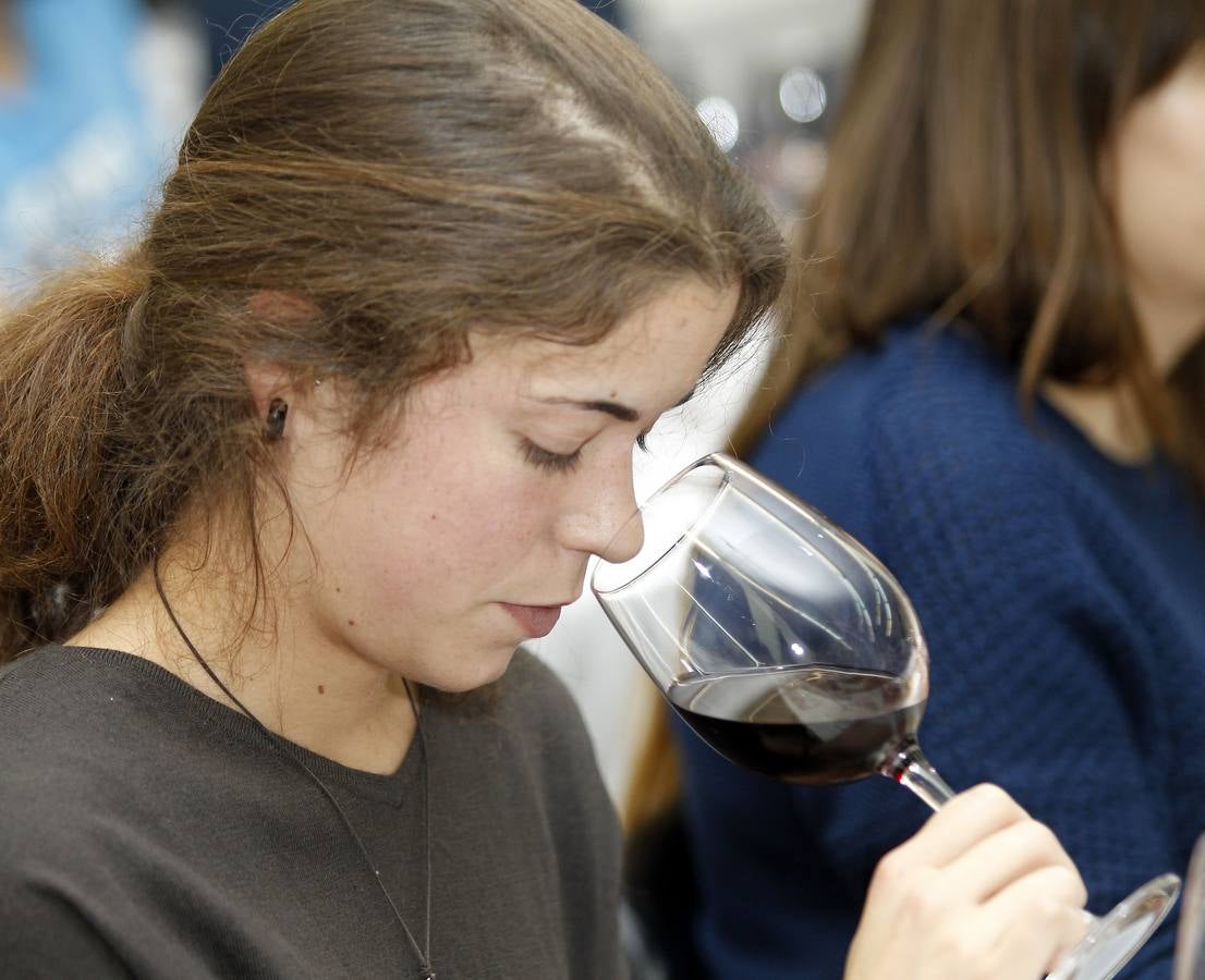 Sexta jornada Juventu Di-Vino Tesoro de El Norte de Castilla en la Escuela de Ingenierías Agrarias de Palencia (1/2)