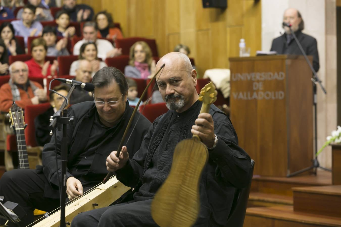 Auto de Navidad de los músicos de Urueña en el Paraninfo de la Universidad