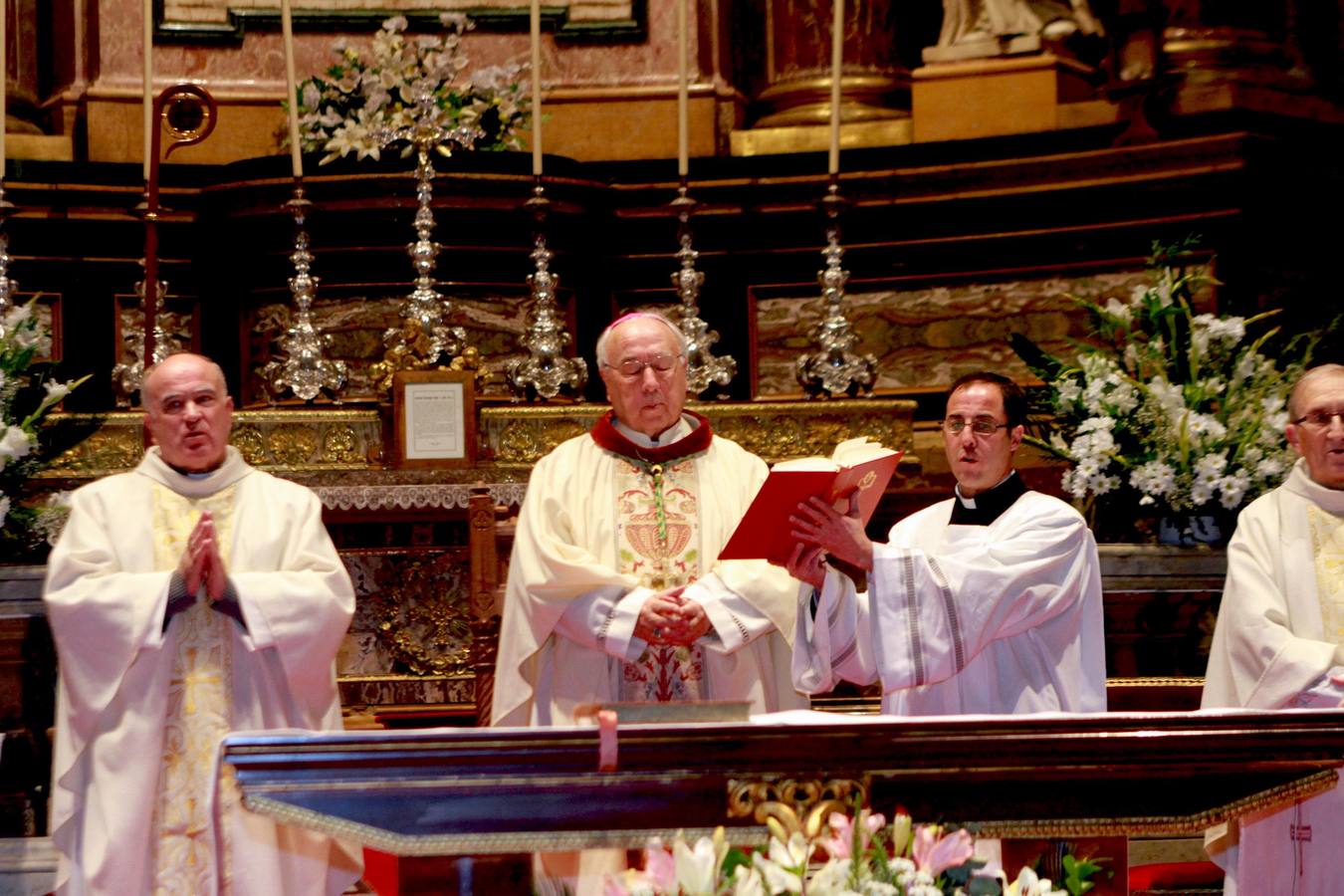 Misa de despedida del obispo emérito de Segovia en la Catedral