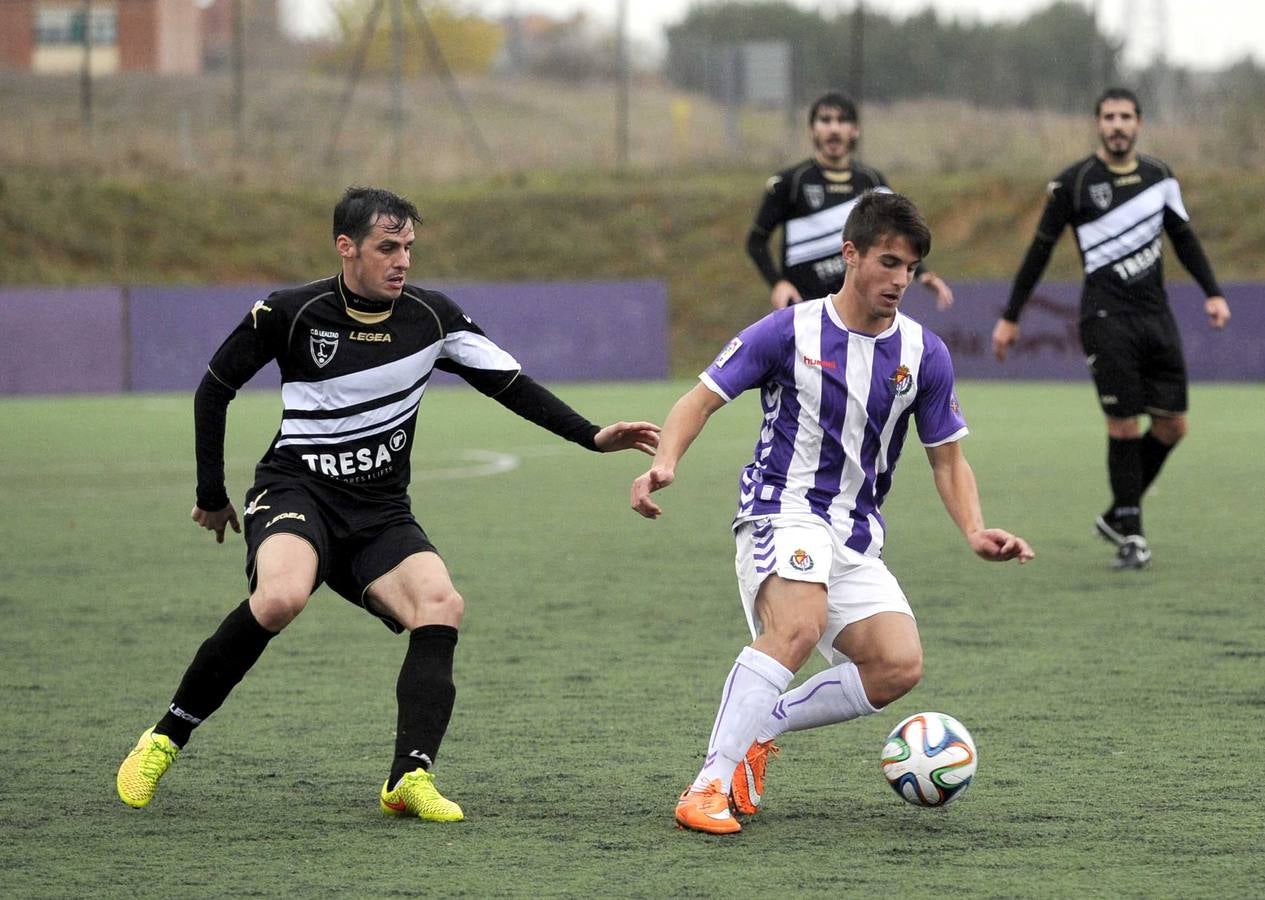 Partido de fútbol entre el Real Valladolid B y el CD Lealtad (1-0)