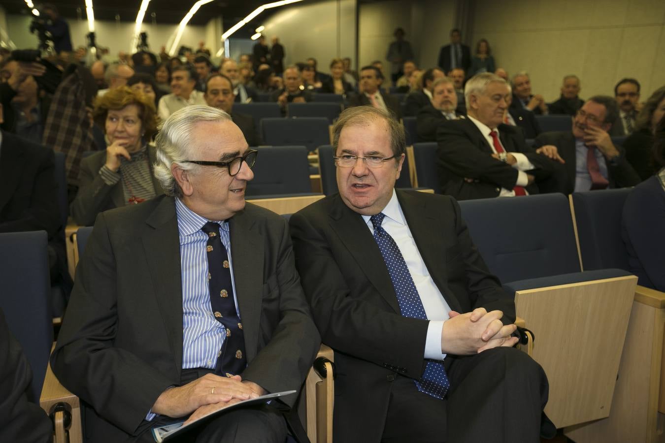 El CES presenta el informe &#039;La situación sociolaboral de las personas de 45 a 64 años de edad&#039;