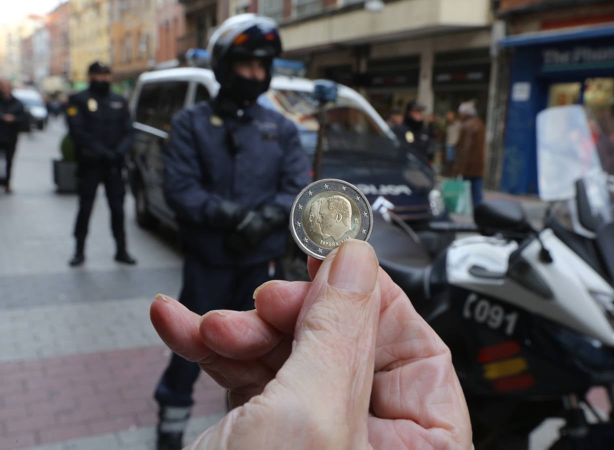 Presentación del dispositivo &#039;Operativo comercio seguro 2014-2015&#039; del Cuerpo Nacional de Policía, en Valladolid