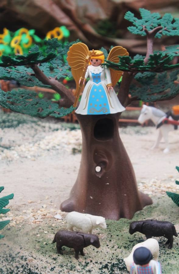 Belén con muñecos de Playmobil en la Residencia Universitaria Fuenleal de Valladolid