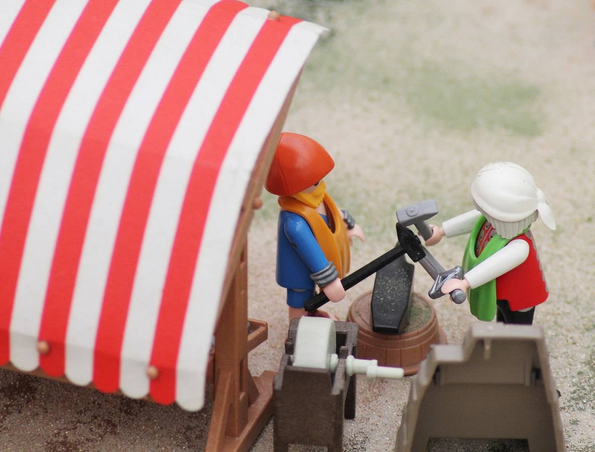 Belén con muñecos de Playmobil en la Residencia Universitaria Fuenleal de Valladolid