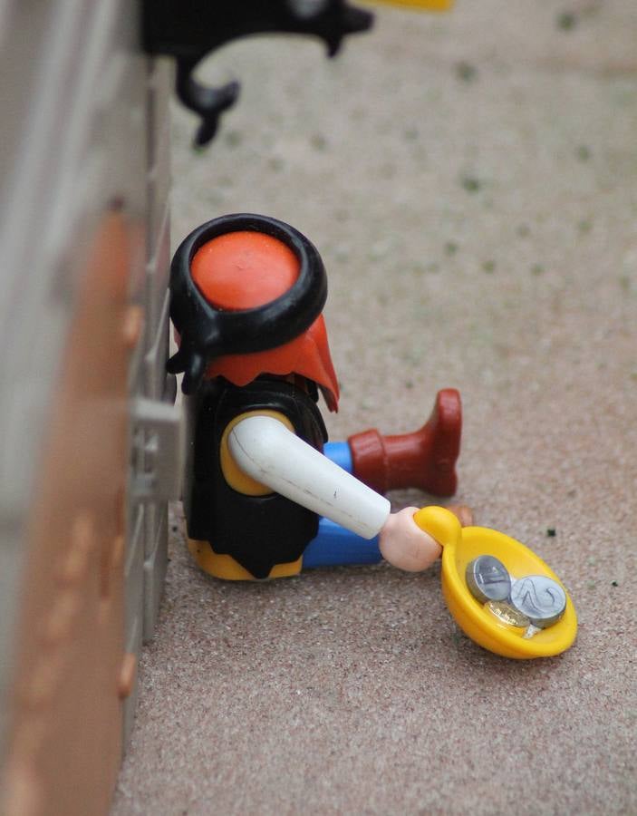 Belén con muñecos de Playmobil en la Residencia Universitaria Fuenleal de Valladolid