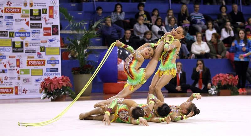 Homenaje a Sara Bayon y a la gimnasia rítmica palentina en Palencia