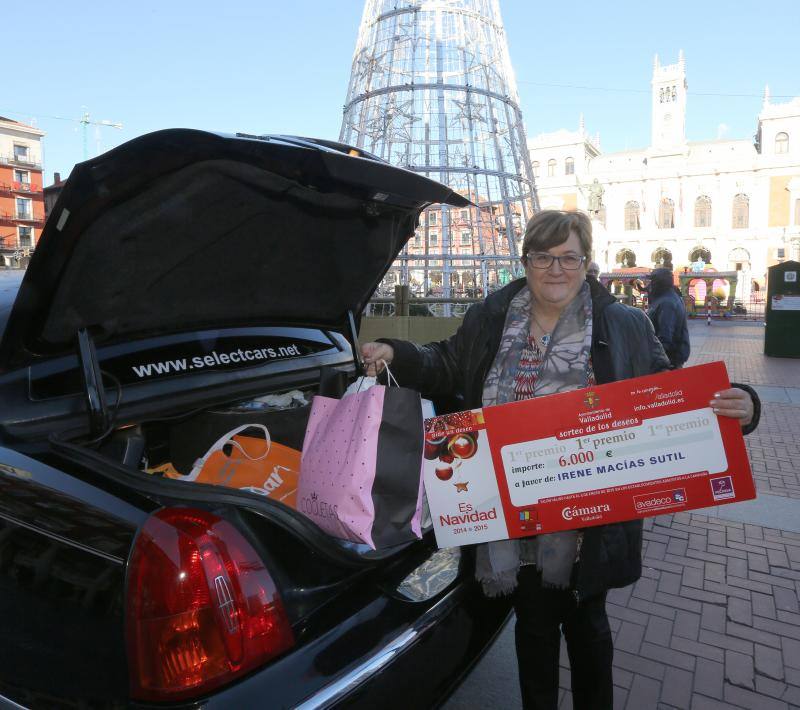 La premiada con los 6000 euros de Avadeco en Valladolid se gasta su cheque