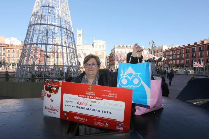 La premiada con los 6000 euros de Avadeco en Valladolid se gasta su cheque