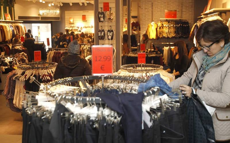 Comienzan las rebajas de invierno en Palencia