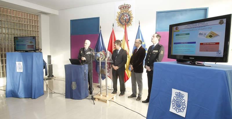 Presentación del nuevo DNI electrónico 3.0 en Palencia