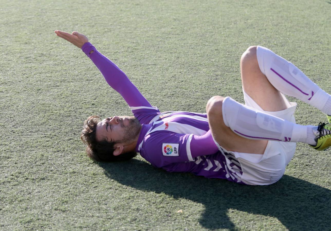 Partido de fútbol entre el Real Valladolid B y el C. D. Tropezón