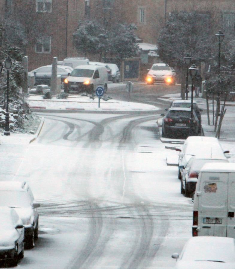 La nieve y el hielo vuelven a hacer acto de presencia en la provincia segoviana