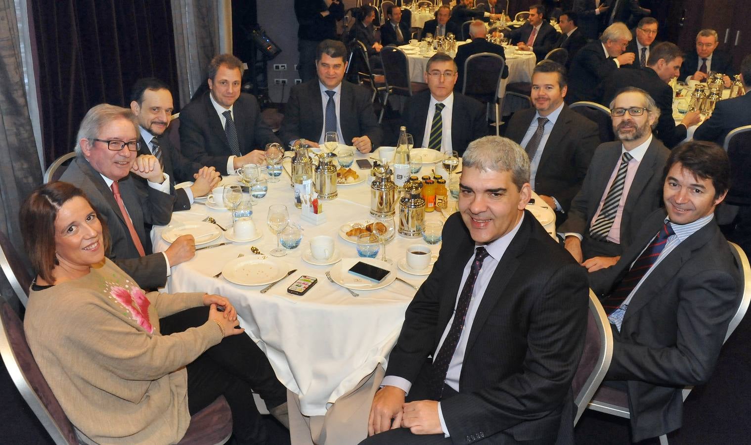María José Gutiérrez y Fernando Molpeceres (Telefónica);Javier Escribano (El Norte Digital); José Luis González (GrupoCapitol); Manuel Fernández (EAM Sistemas Informáticos); Miguel Ángel Grijalba (Bankia);Eduardo García (Iberbanda); Luis López (Sabadell Urquijo);Santiago Toca (AON); y Antonio Ferreras (Telefónica I+D).