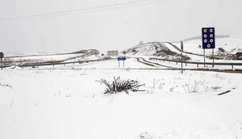 El temporal de nieve en el norte de Palencia