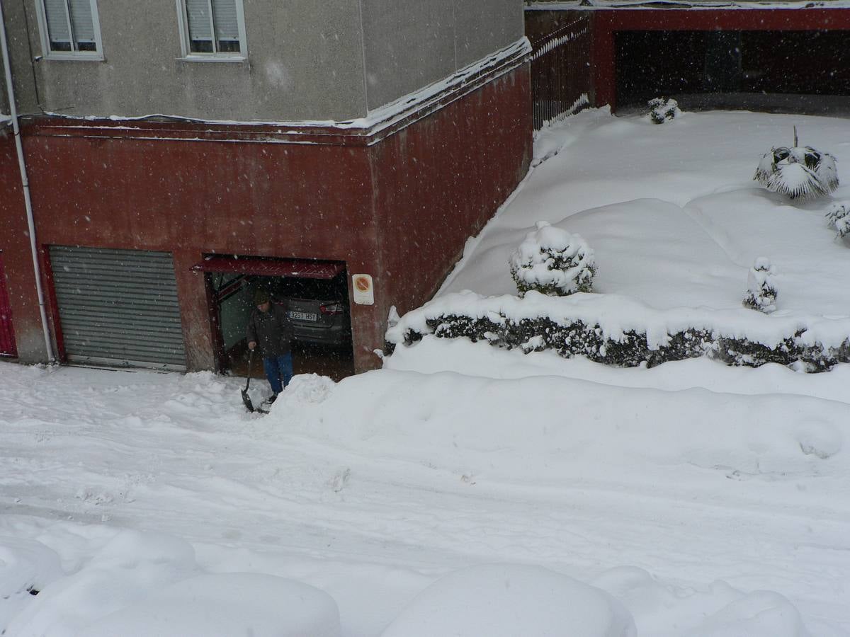 Guardo y Velilla del Río Carrión (Palencia) siguen cubiertos por la nieve