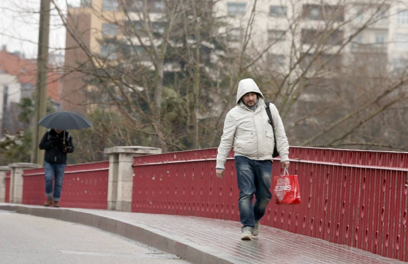 Frío y lluvia en Valladolid