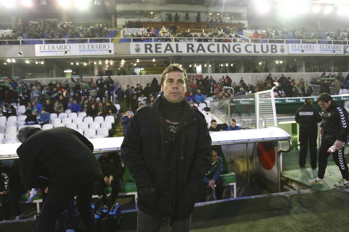 Partido de fútbol entre el Racing de Santander y el Real Valladolid (1-4)