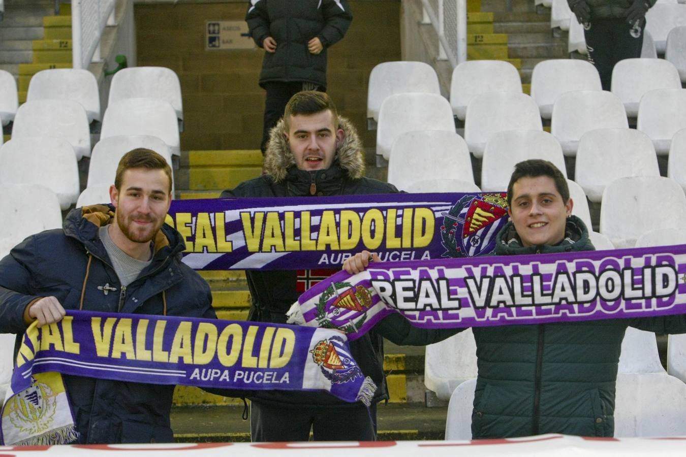 Partido de fútbol entre el Racing de Santander y el Real Valladolid (1-4)