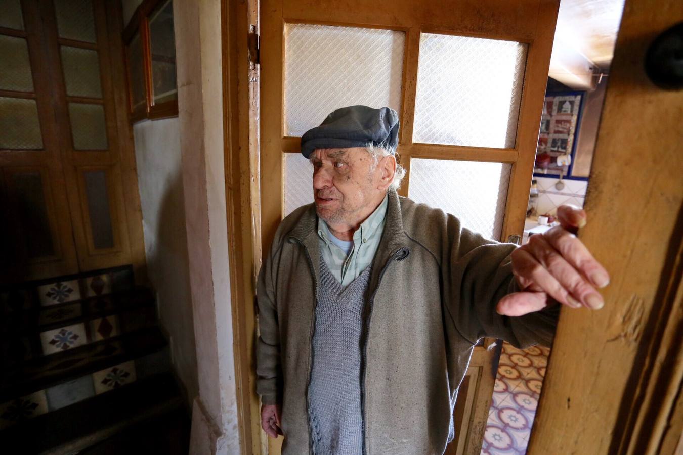 Graciano de 88 años incomunicado en su domicilio de la localidad palentina de Salcedillo.