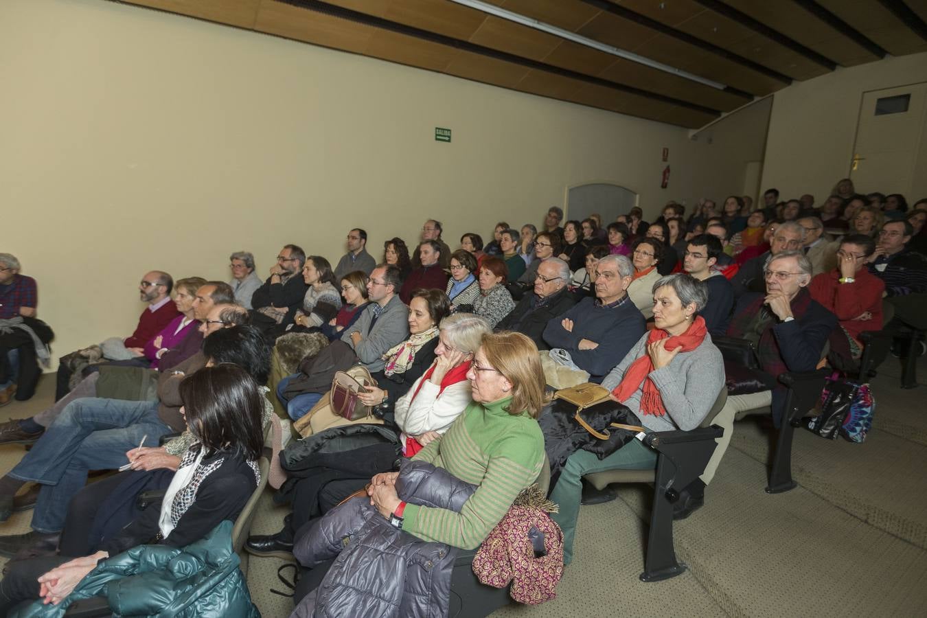 Luis Antonio de Villena en el ciclo de conferencias &#039;Bibliotecas de escritores&#039;