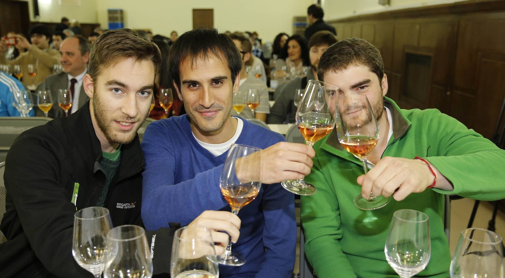 Álvaro Cruz, Jorge Herrero y Ramón Velasco, alumno y trabajadores de la Universidad Católica de Ávila.