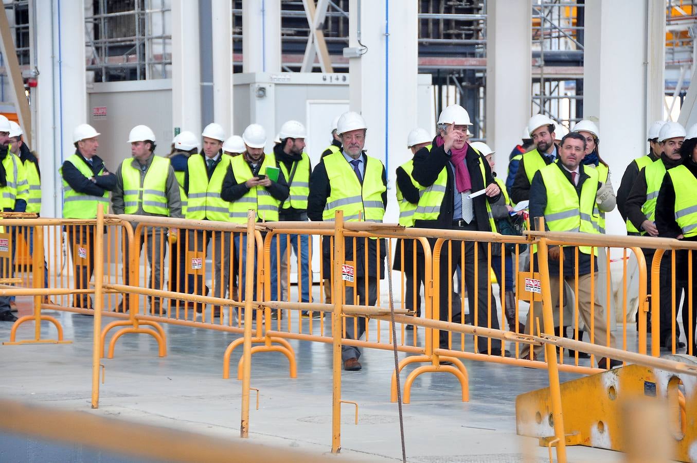 León de la Riva visita los nuevos talleres de Renfe en Valladolid