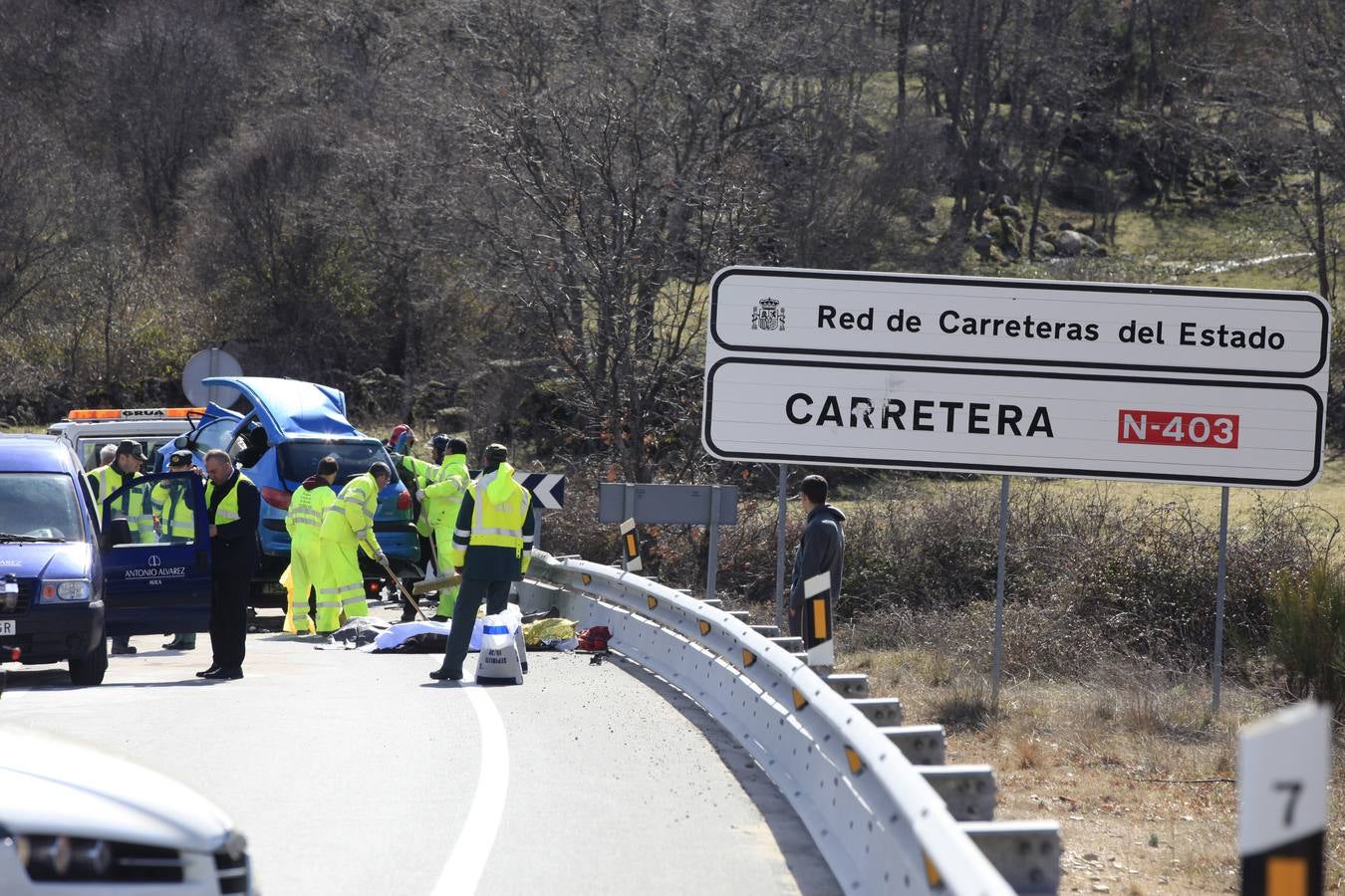 Cinco fallecidos en el choque frontal de dos vehículos en El Tiemblo (Ávila)