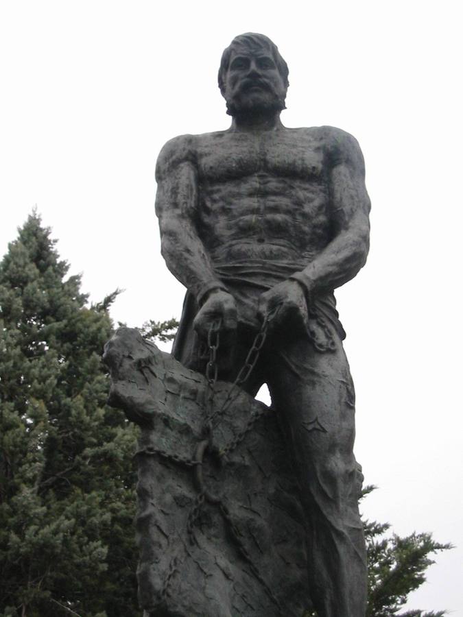 01.05.03 Estatua del Empecinado en Roa.