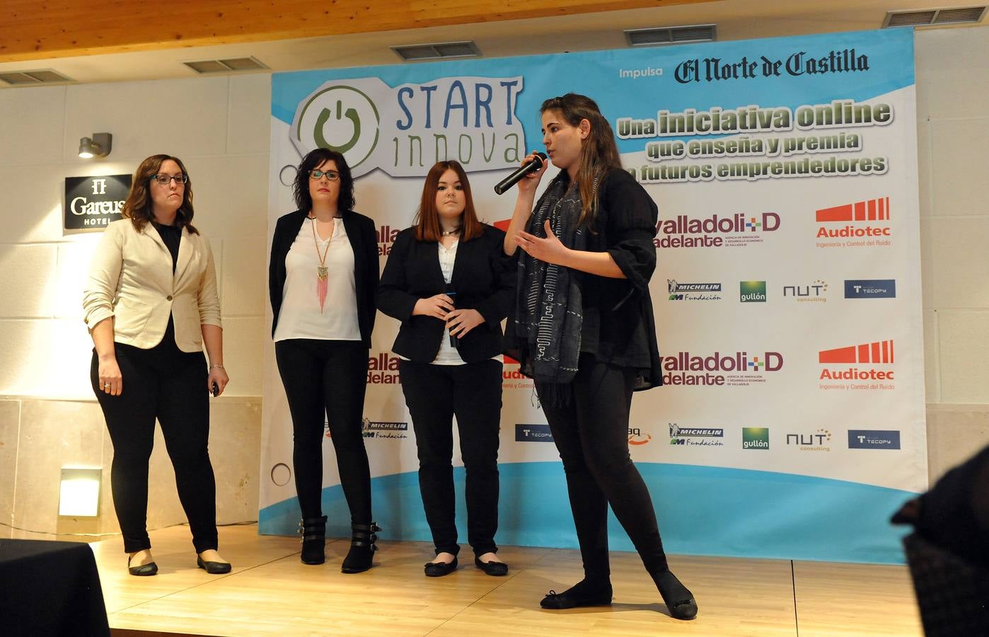 Los finalistas del programa STARTinnova presentan sus proyectos en la gala final (1/2)