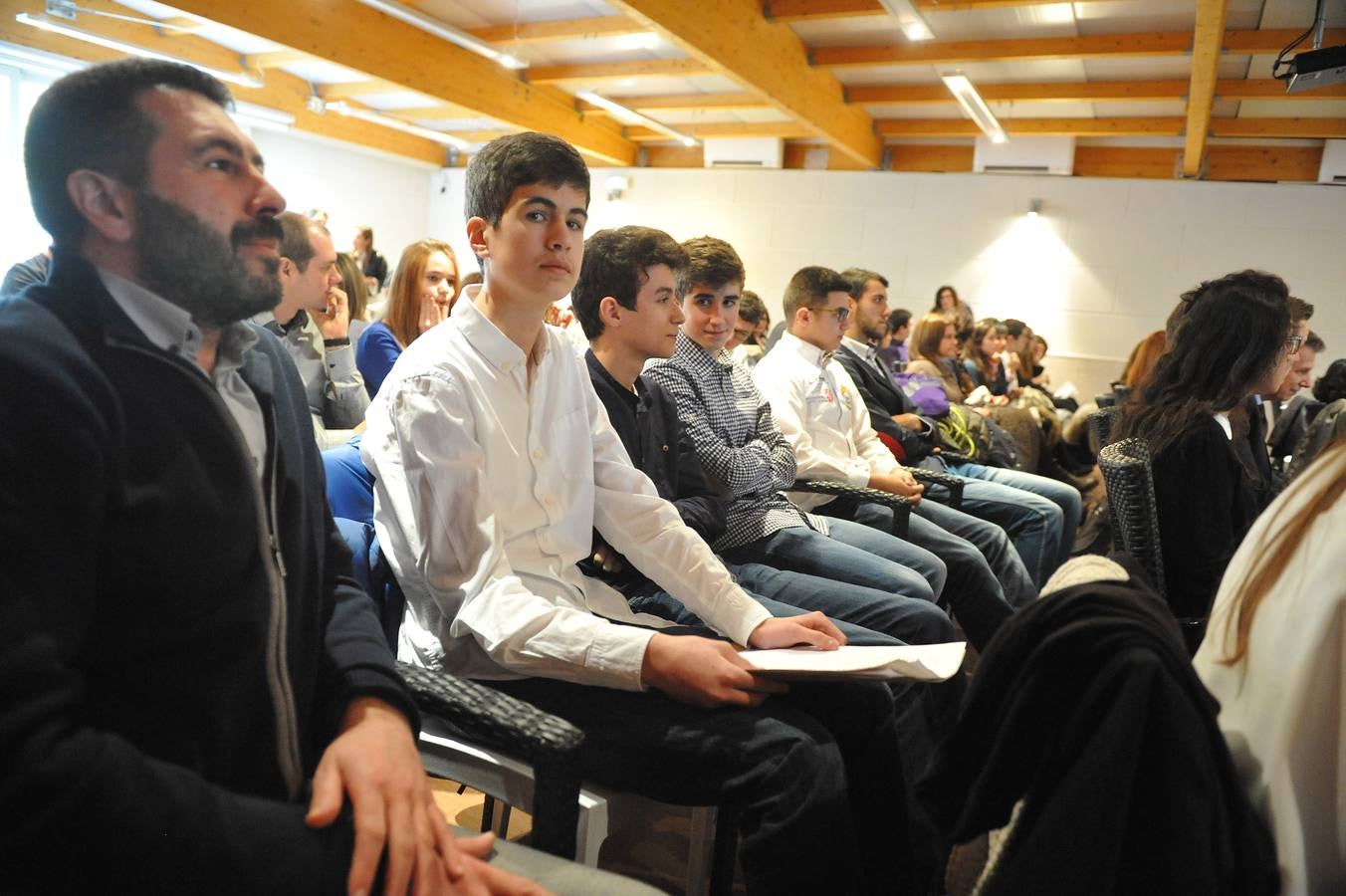 Los finalistas del programa STARTinnova presentan sus proyectos en la gala final (1/2)