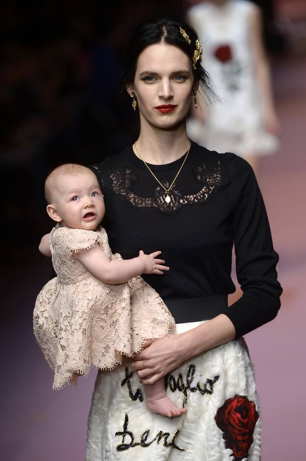 La &quot;mamma&quot; italiana inspira a Dolce &amp;amp; Gabbana